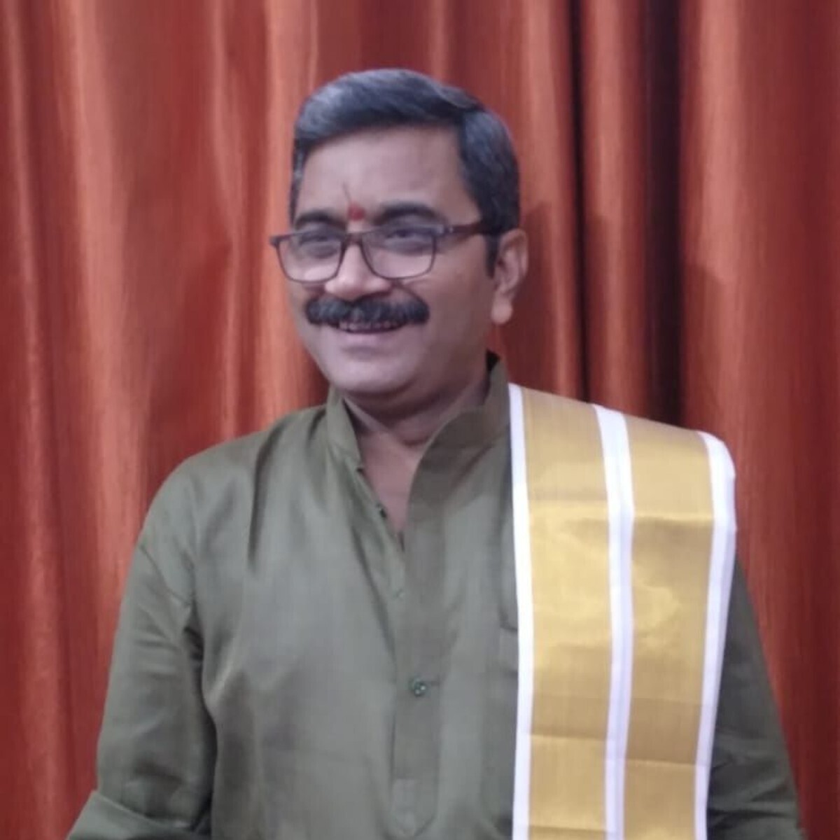 Dr. Neelkanth Tiwari photo